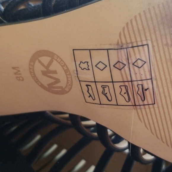 Michael Kors odelia bootie suede - Picture 6 of 8